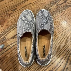 Womens Soda slip ons
